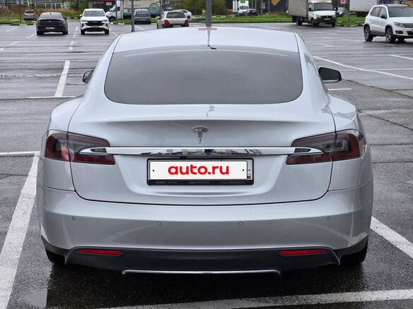 2014 Tesla Model S S85 I, серебристый, 2200000 рублей - вид 5
