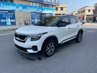 2022 Kia KX3, белый, 1800110 рублей, вид 1