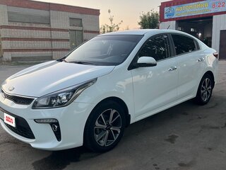 2017 Kia Rio IV, белый, 1520000 рублей, вид 1