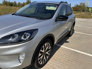 2019 Ford Escape IV, серебристый, 2500000 рублей, вид 2