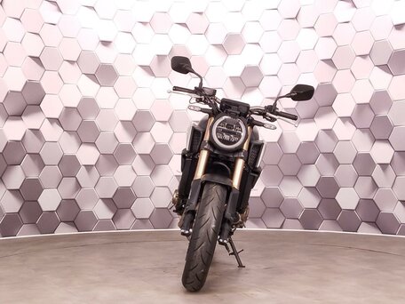2022 Honda CB 650R, чёрный, 977000 рублей, вид 5