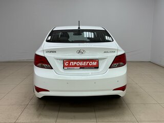 2014 Hyundai Solaris I Рестайлинг, белый, 920000 рублей, вид 5