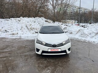 2014 Toyota Corolla XI (E160, E170, E180), белый, 1100000 рублей, вид 1