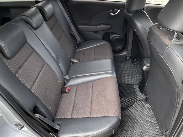2011 Honda Fit Shuttle I, серебристый, 1080000 рублей - вид 22