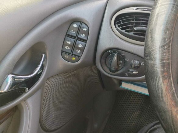 1999 Ford Focus I, зелёный, 270000 рублей - вид 9