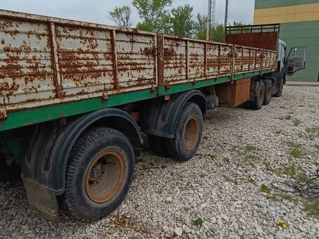 2005 КамАЗ 54115, серый, 620000 рублей, вид 5
