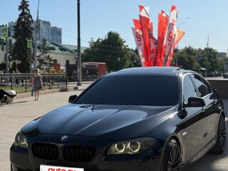 2011 BMW 5 серии 528i VI (F10/F11/F07), чёрный, 1800000 рублей, вид 1