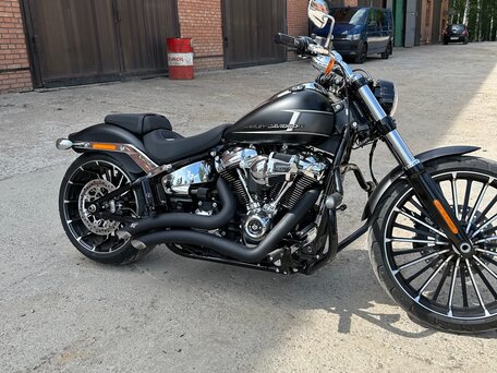 2023 Harley-Davidson Breakout, чёрный, 3100000 рублей, вид 4