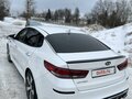 2019 Kia Optima IV Рестайлинг, белый, 1750000 рублей - вид 5