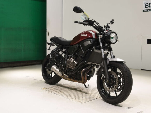 2017 Yamaha XSR700, пурпурный, 550000 рублей - вид 1