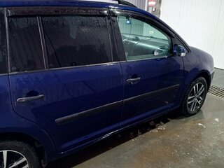 2004 Volkswagen Touran I, синий, 800000 рублей, вид 2