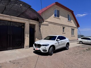 2016 BMW X6 40d II (F16), белый, 3950000 рублей, вид 1