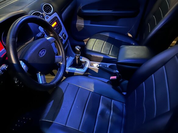 2011 Ford Focus II Рестайлинг, синий - вид 13