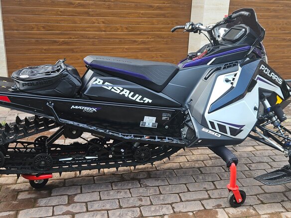 2021 Polaris 850 Switchback Assault, фиолетовый, 2300000 рублей