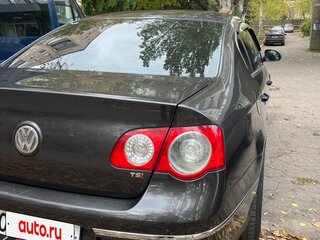 2010 Volkswagen Passat B6, коричневый, 835000 рублей, вид 4