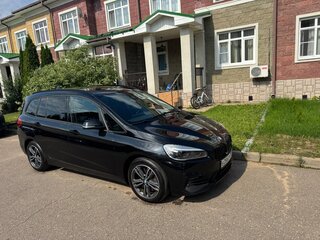 2020 BMW 2 серии Gran Tourer Gran Tourer 220d F46 Рестайлинг, чёрный, 2000000 рублей, вид 4