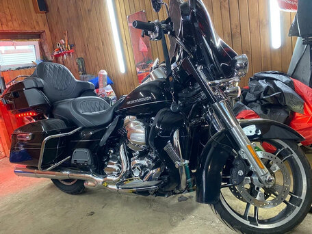 2014 Harley-Davidson Electra Glide, чёрный, 1000000 рублей, вид 3