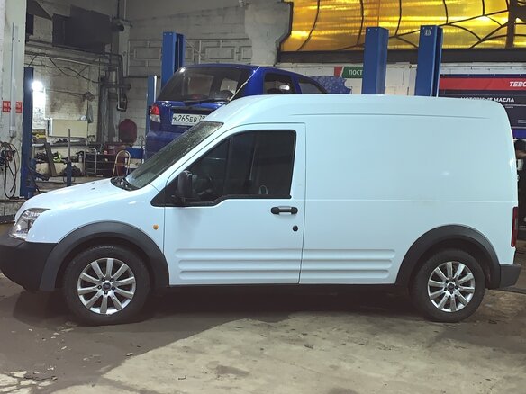 2006 Ford Transit Connect, белый, 610000 рублей - вид 13