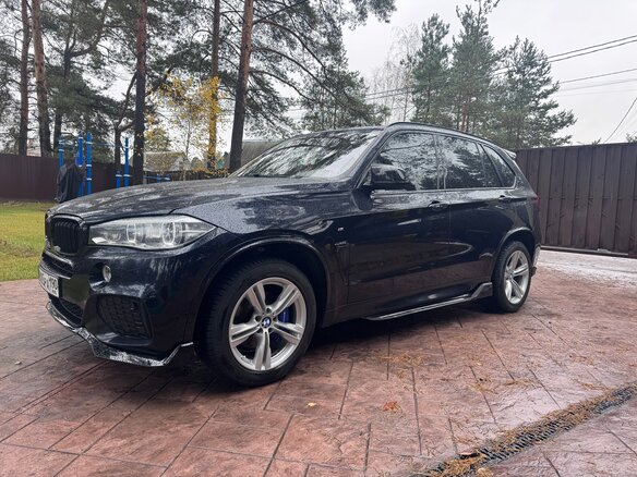 2017 BMW X5 30d III (F15), синий, 3950000 рублей