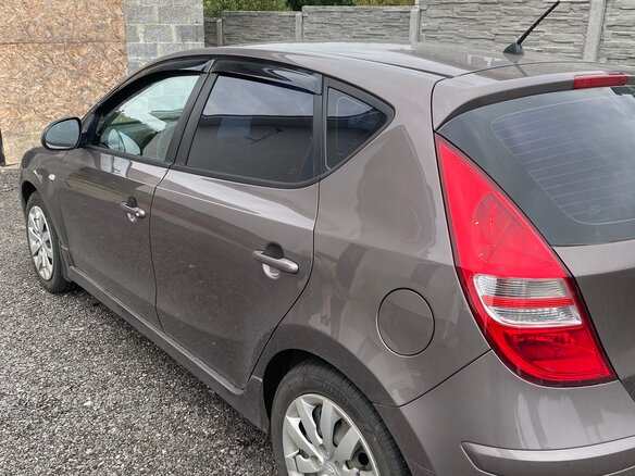 2011 Hyundai i30 I Рестайлинг, серый, 625000 рублей - вид 3