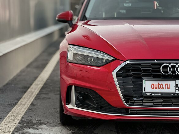 2022 Audi A5 Sportback 40 TFSI II (F5) Рестайлинг, пурпурный, 4300000 рублей - вид 3