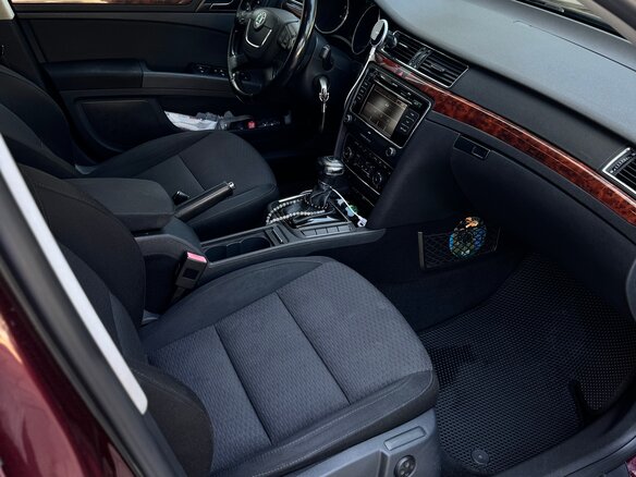 2011 Skoda Superb II, красный, 1300000 рублей - вид 6