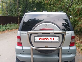 2002 Mercedes-Benz M-Класс 400 I (W163) Рестайлинг, серый, 600000 рублей, вид 4