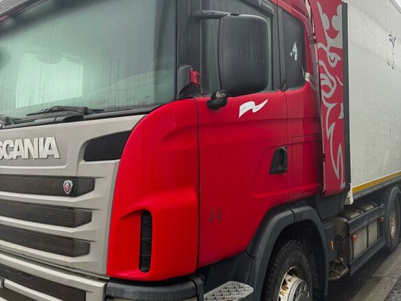 2013 Scania G-series, красный, 3500000 рублей - вид 2