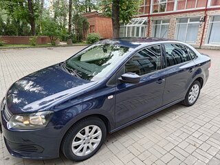 2014 Volkswagen Polo V, синий, 899000 рублей, вид 2