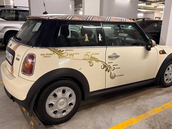 2010 Mini Hatch One II (R56) Рестайлинг, белый, 750000 рублей - вид 4