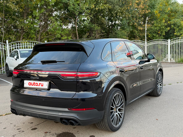 2021 Porsche Cayenne III, чёрный, 7500000 рублей - вид 6