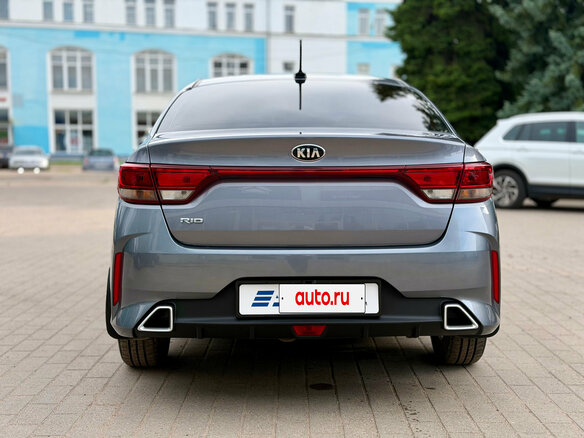 2020 Kia Rio IV Рестайлинг, серый - вид 5