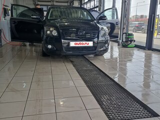 2006 Toyota Avensis II Рестайлинг, чёрный, 900000 рублей, вид 3