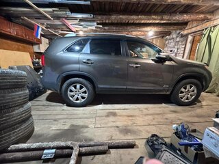 2010 Kia Sorento II, коричневый, 1500000 рублей, вид 3