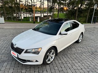 2017 Skoda Superb III, белый, 1355000 рублей, вид 4