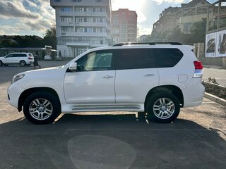2010 Toyota Land Cruiser Prado 150 Series, белый, 3450000 рублей, вид 4
