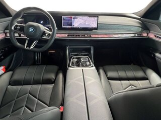 2025 BMW 7 серии M760e xDrive VII (G70), чёрный, 17800000 рублей, вид 3