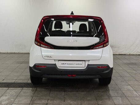 2022 Kia Soul III, белый, 1800000 рублей, вид 4