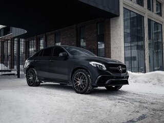 2017 Mercedes-Benz GLE Coupe AMG 63 AMG I (C292), чёрный, 7350000 рублей, вид 3