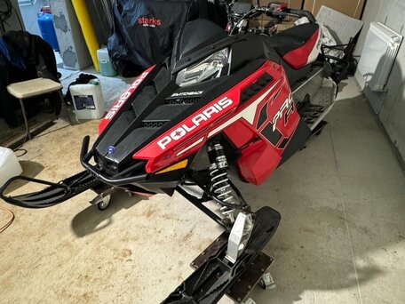 2011 Polaris 600 Switchback, красный, 650000 рублей, вид 3