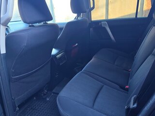 2015 Toyota Land Cruiser Prado 150 Series Рестайлинг 1, чёрный, 3500000 рублей, вид 5