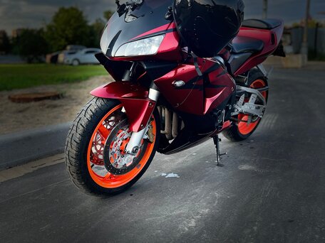 2004 Honda CBR 600RR, красный, 520000 рублей, вид 1