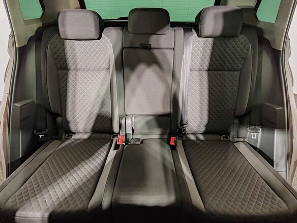 2018 Volkswagen Tiguan II, коричневый, 1690000 рублей - вид 13