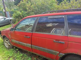 1991 Volkswagen Passat B3, красный, 65000 рублей, вид 4