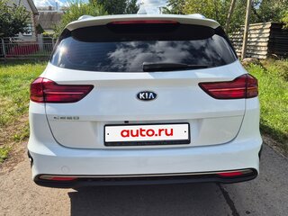 2019 Kia Ceed III, белый, 1800000 рублей, вид 5
