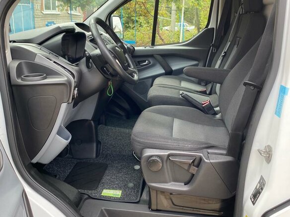 2015 Ford Transit Custom, белый, 2500000 рублей - вид 16