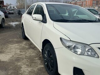 2013 Toyota Corolla X (E140, E150) Рестайлинг, белый, 925000 рублей, вид 2
