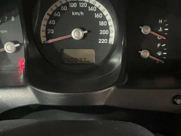 2006 Kia Sportage II, серый, 850000 рублей - вид 18
