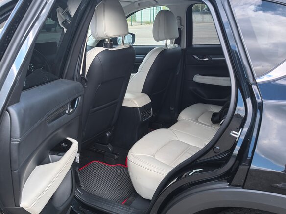 2022 Mazda CX-5 II Рестайлинг, чёрный, 3690000 рублей - вид 8