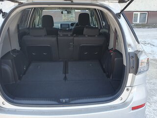 2013 Toyota Wish II Рестайлинг, серебристый, 1555000 рублей, вид 4